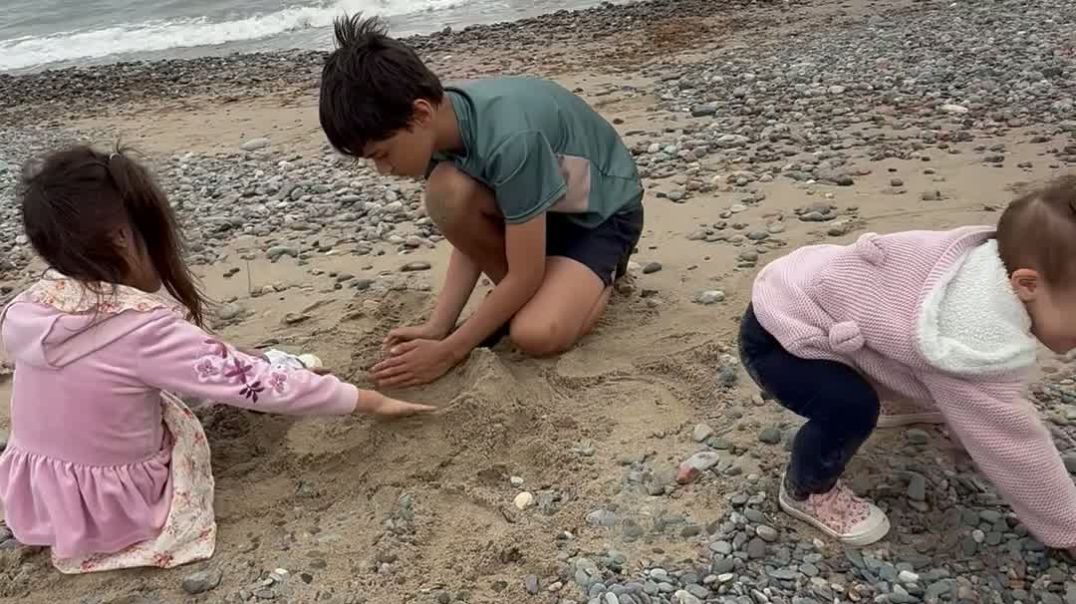 Child’s play on the beach