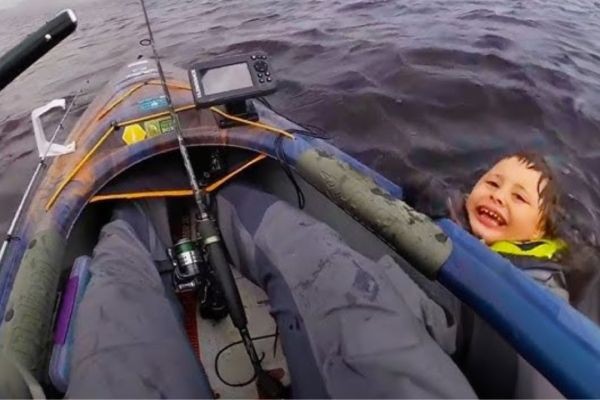 6 Year-Old Boy Left Behind In The Middle of River